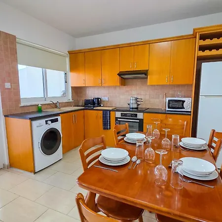 Sunset Poolside With Pool Facility Apartment